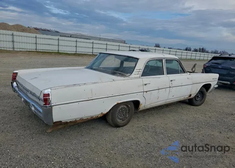 1963 Pontiac Starchief z USA, uszkodzony, nr VIN 663S30028